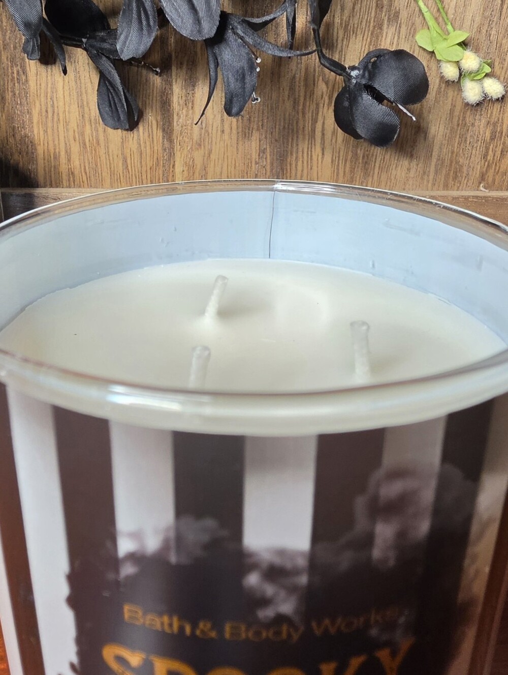 B&BW Spooky Popcorn Member Exclusive 3-Wick Halloween 2026 Candle (UNBLEMISHED) - Picture 6 of 13